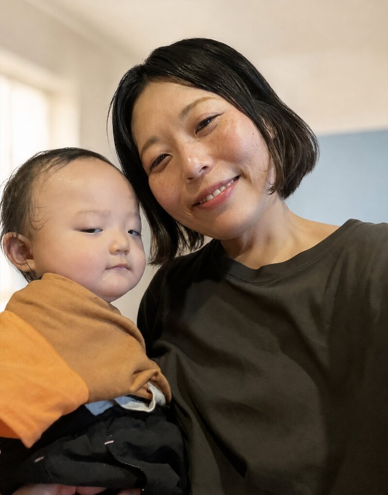 NeosAnemos代表と子ども